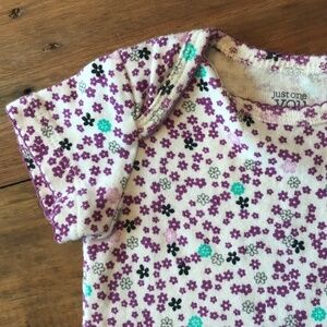 Carters Short sleeve Onesie Baby Size 6m